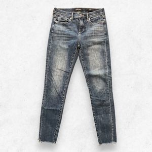 Banana Republic Premium Denim Skinny Indigo Women's‎ 26 Raw Hem Stretch Low Rise